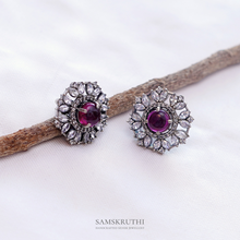 Load image into Gallery viewer, Tanu Earrings
