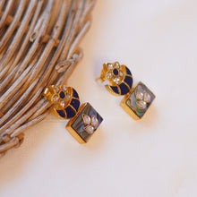 Load image into Gallery viewer, Nila Earrings
